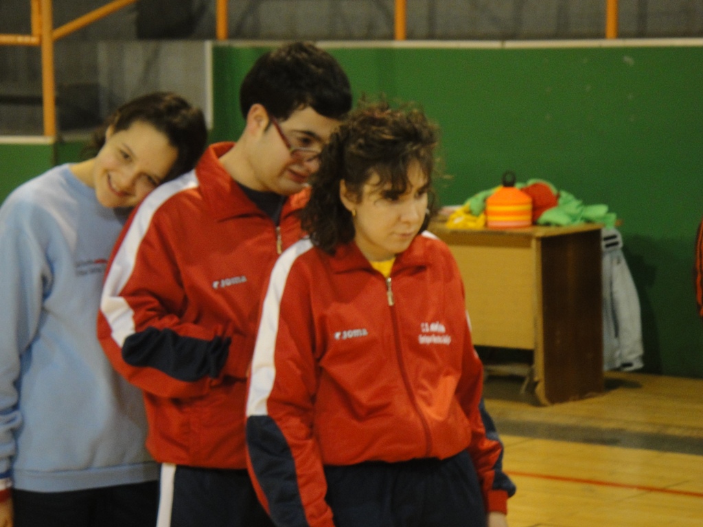 Deportistas de Aviva en baloncesto